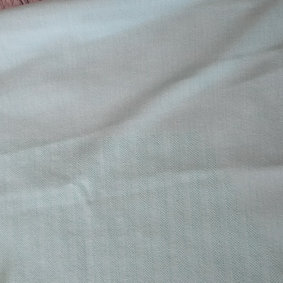 Tuff Seamless Active Tee - Picture 2 of 8